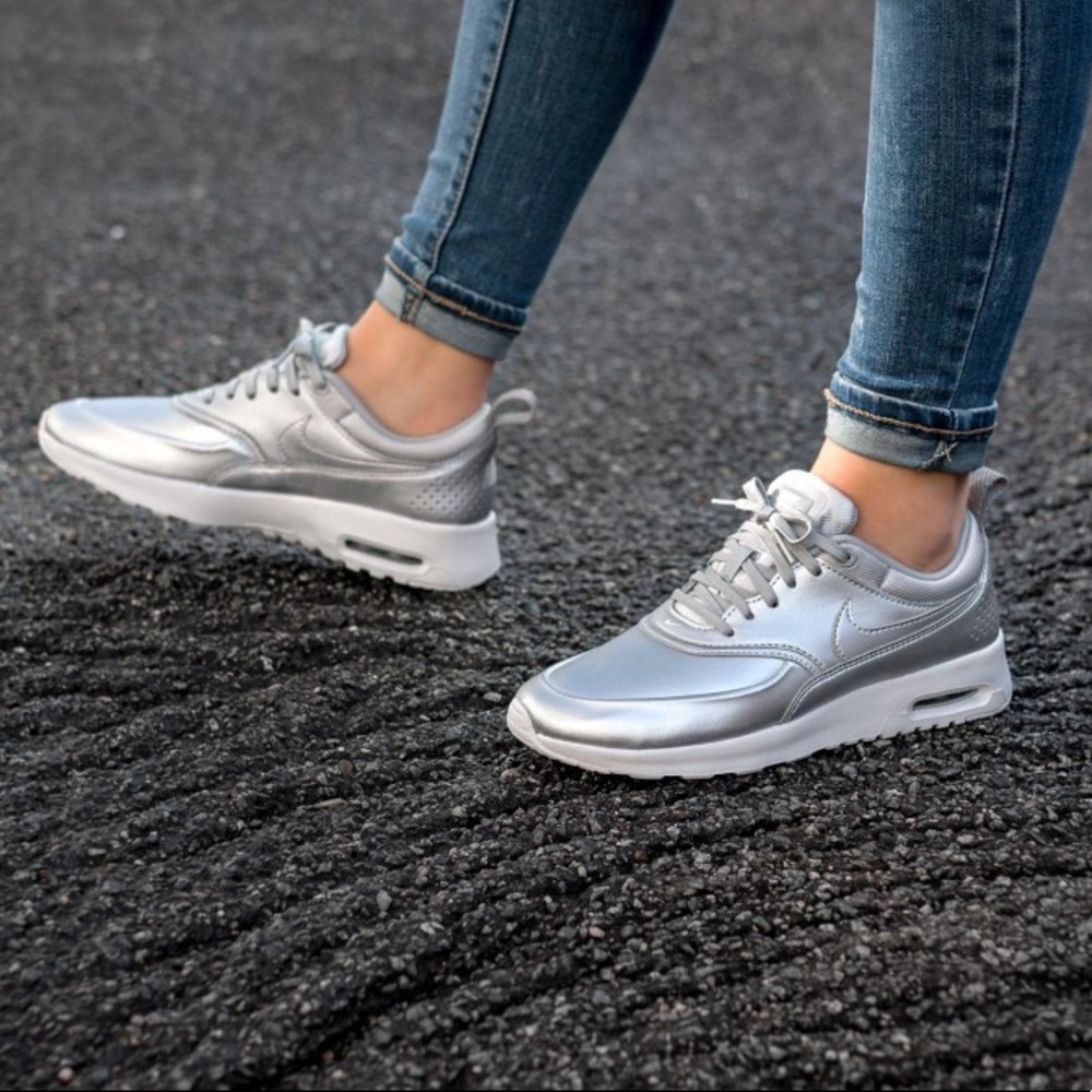Silver Women's Athletic Sneakers - Lightweight Comfort